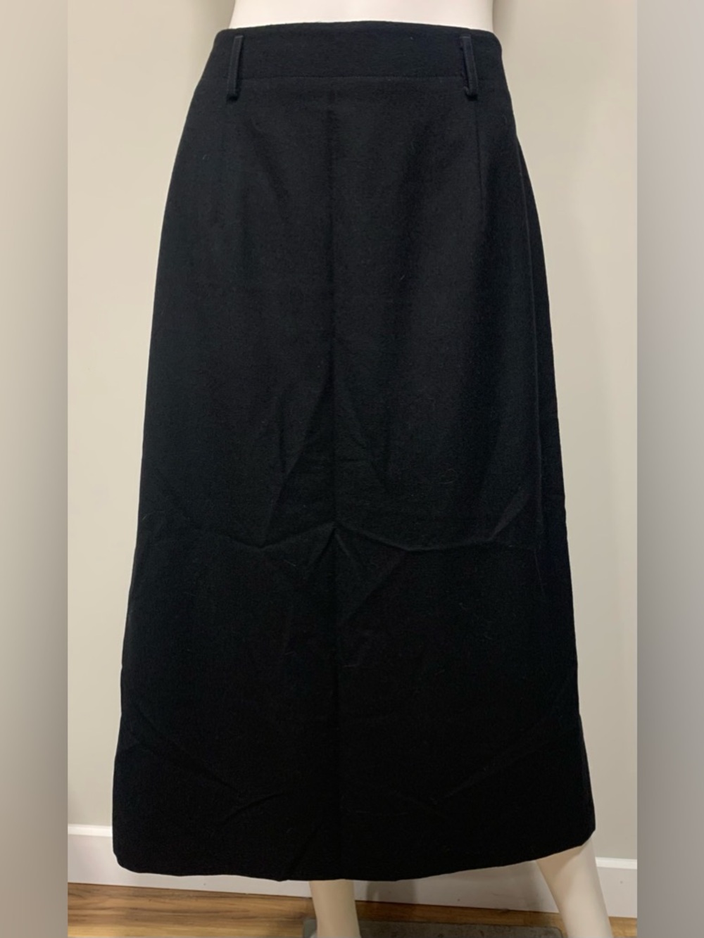 Talbots A-line Skirt  Zip Close Lined Wool Womens 14P  Midi Black Workwear